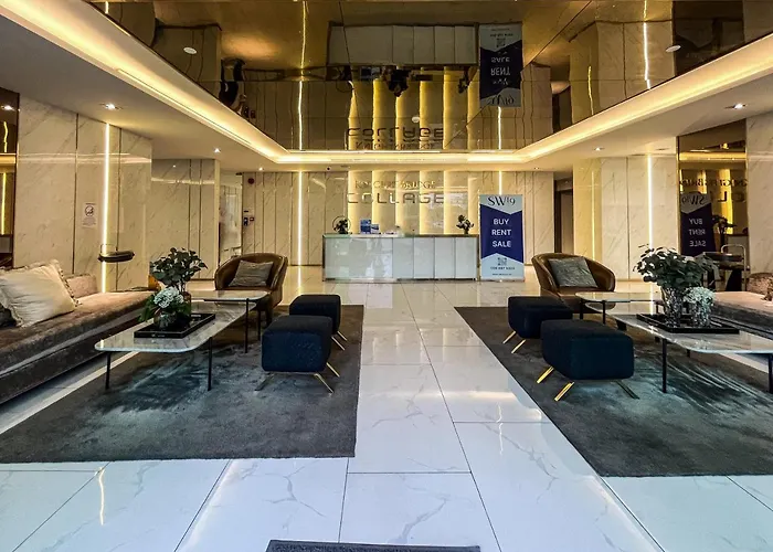 Near Bts Bearing L Rooftop Pool And Gym Apartment Bangkok